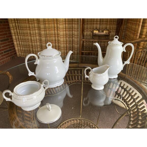 Modern China Institute Eternally Yours Tea And Coffee Set - Picture 1 of 10